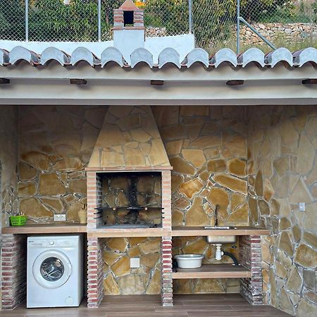 Amazing Home In Frigiliana With Kitchen Extérieur photo