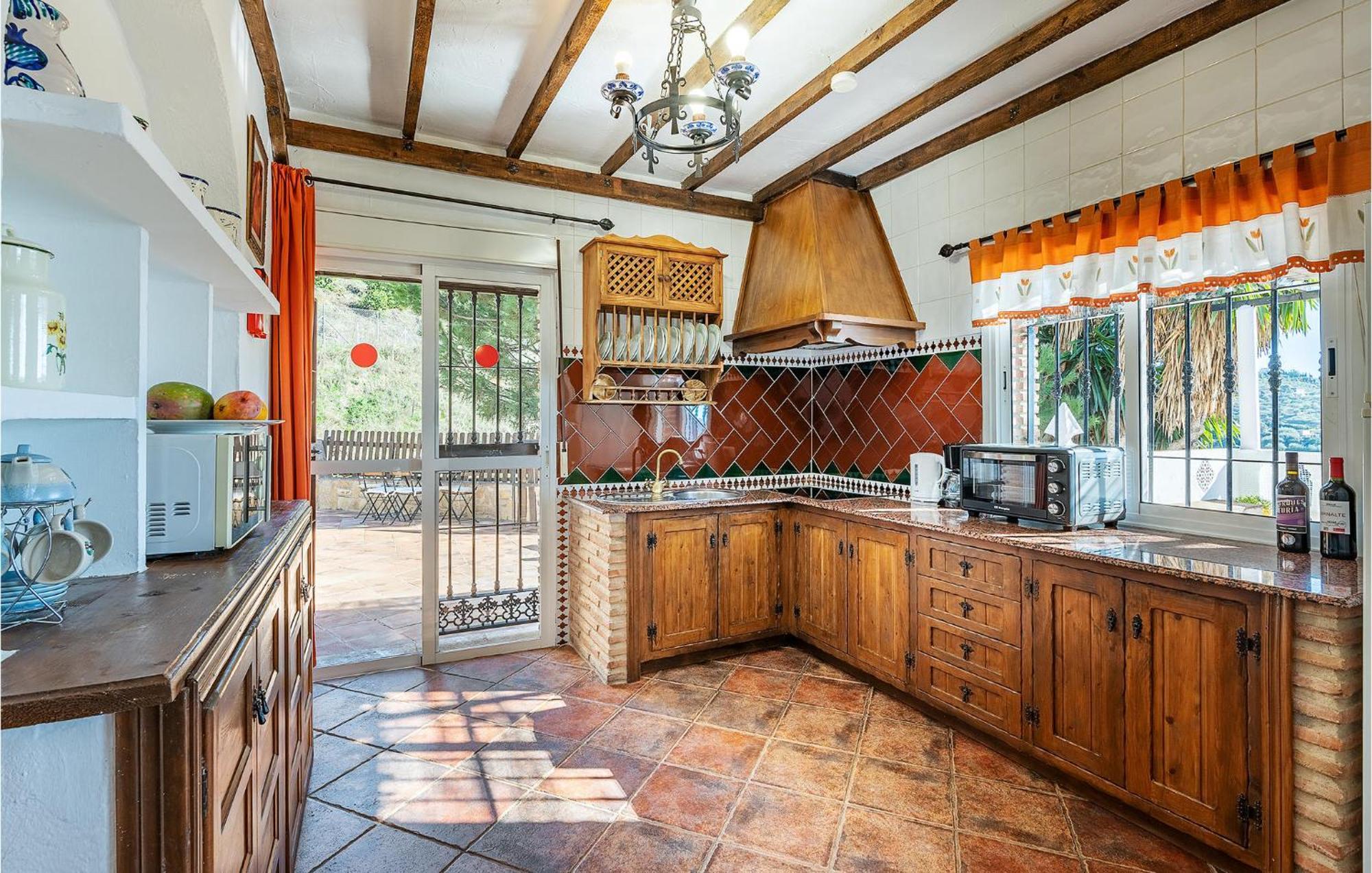 Amazing Home In Frigiliana With Kitchen Extérieur photo